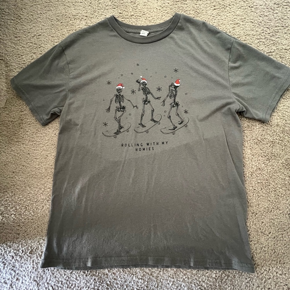 5 Below Tshirt, size L